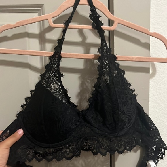 Victoria Secret bralette - Picture 1 of 3